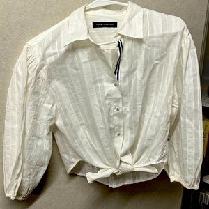NWOT Tommy Hilfiger cropped top button down front tie white shirt